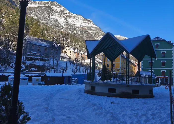 Martina Vut , Estación De Apartamento